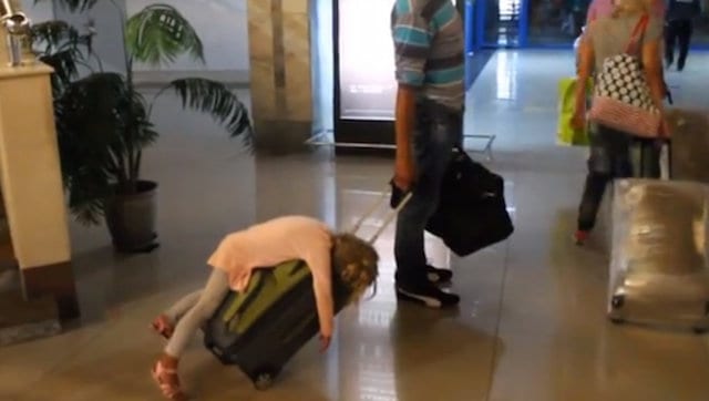 These Moments At The Airport Caused A Giant Stir